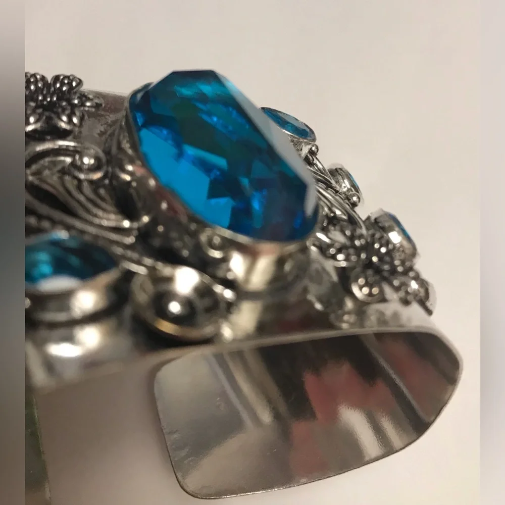 925 Sterling Silver stunning 925